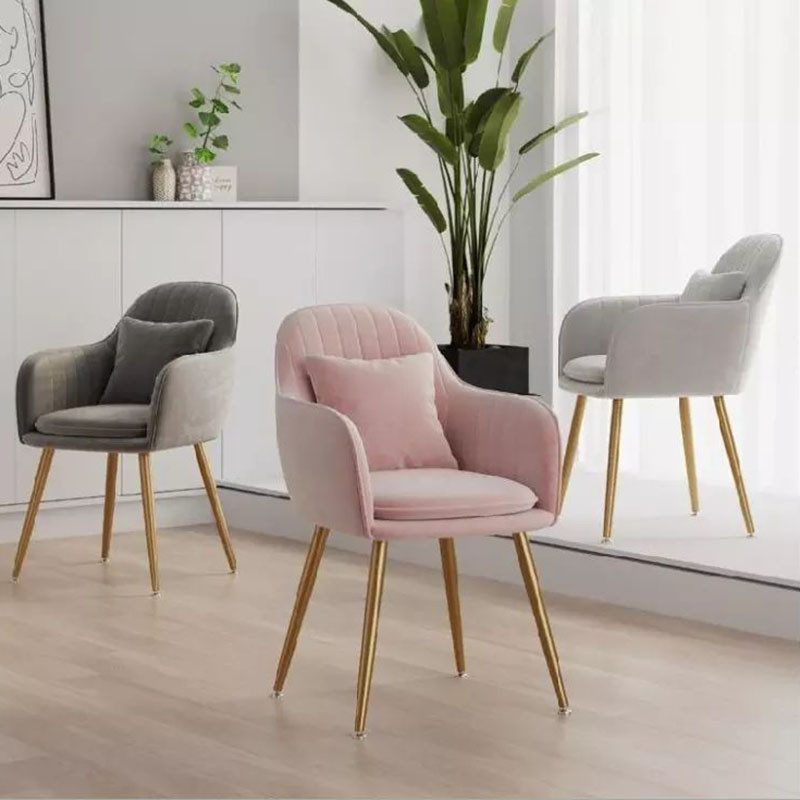 Hotel Cushion Velvet Fabric Modern Metal Dining Chairs Soft Back D52cm